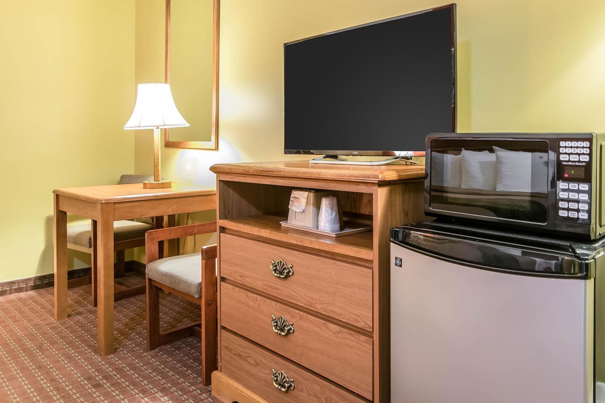 Econo Lodge Louisville Airport Екстер'єр фото