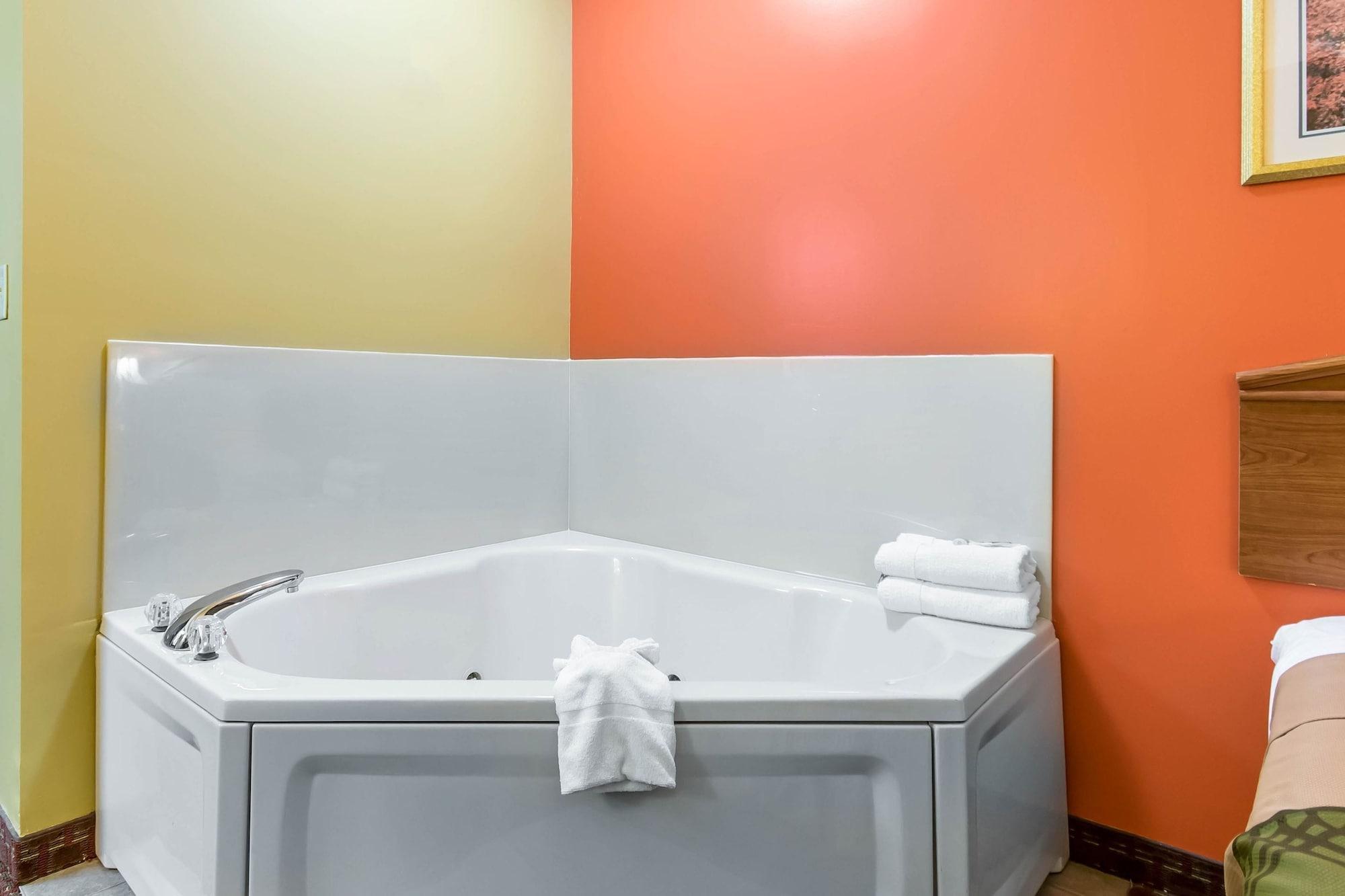 Econo Lodge Louisville Airport Екстер'єр фото