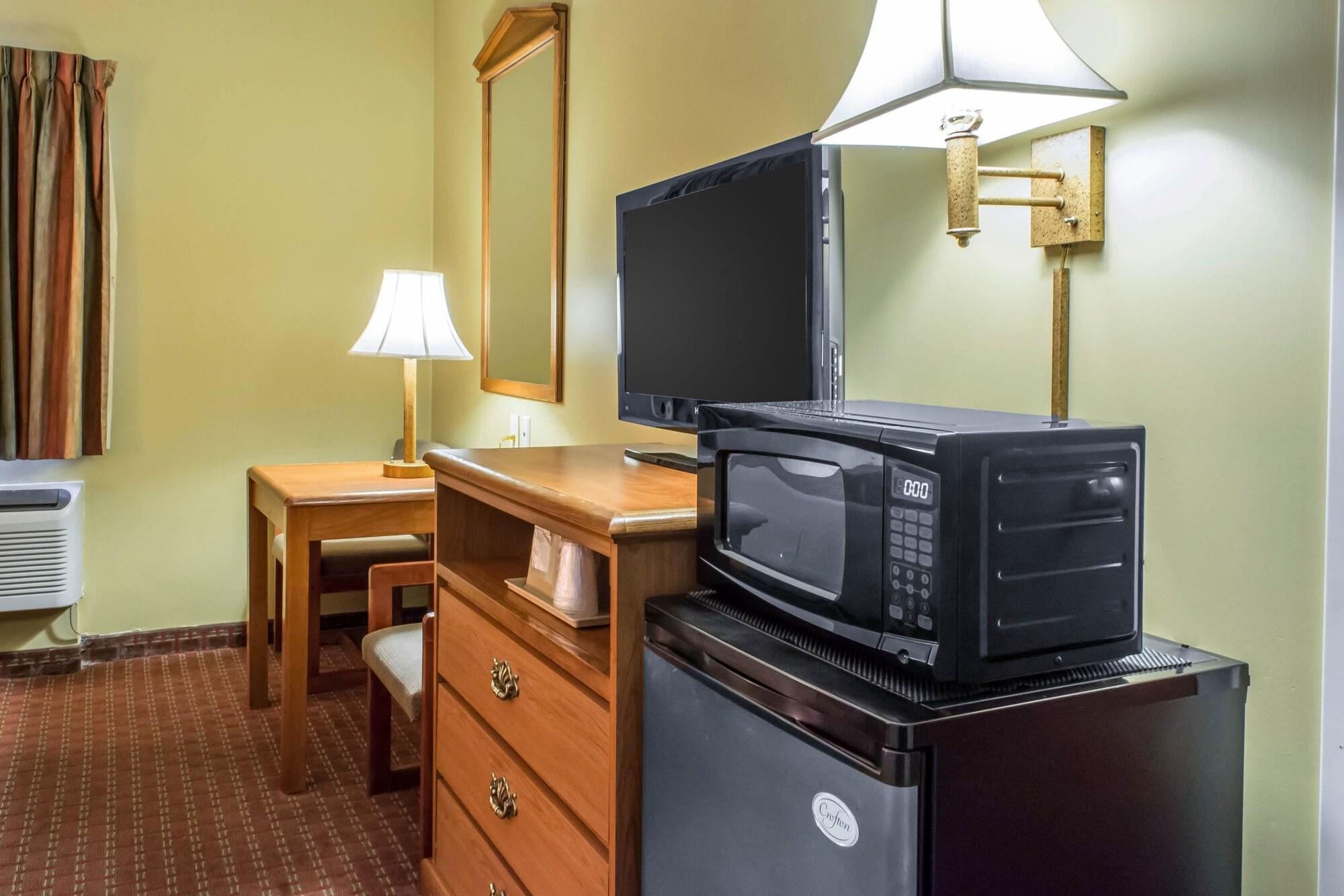 Econo Lodge Louisville Airport Екстер'єр фото