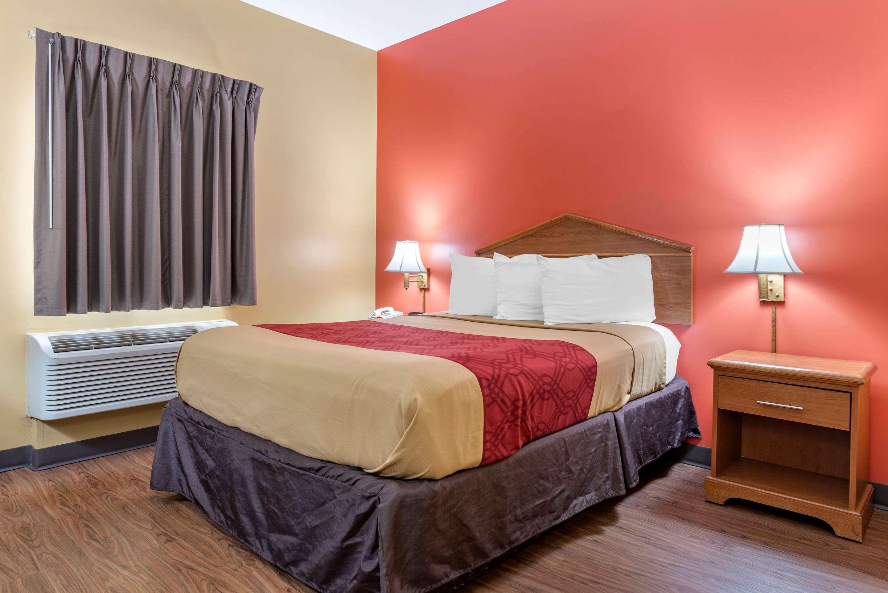 Econo Lodge Louisville Airport Екстер'єр фото