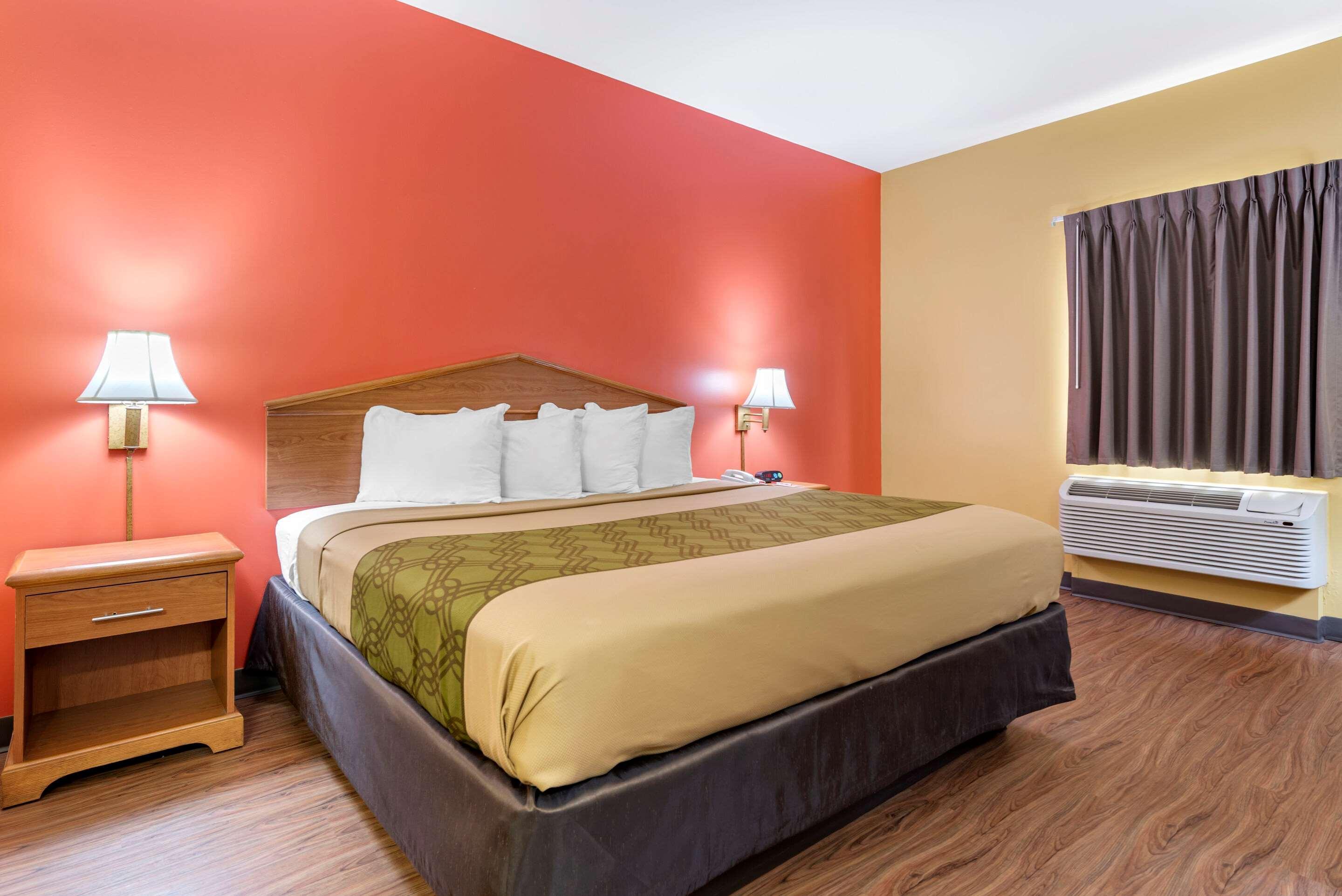 Econo Lodge Louisville Airport Екстер'єр фото