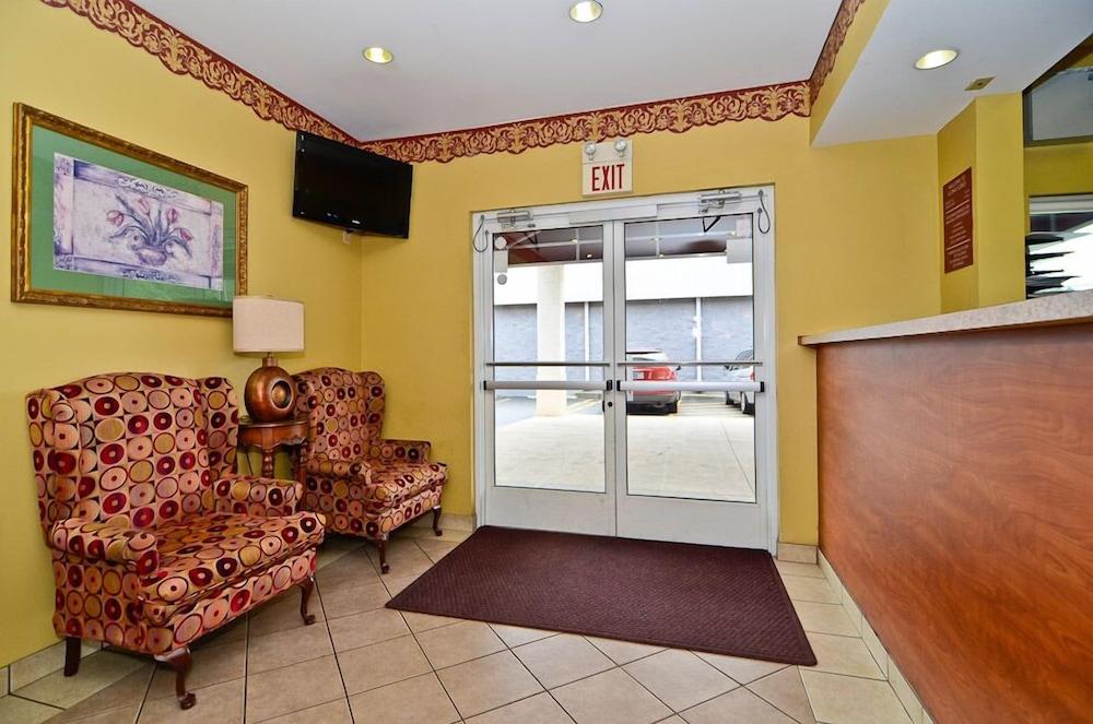 Econo Lodge Louisville Airport Екстер'єр фото
